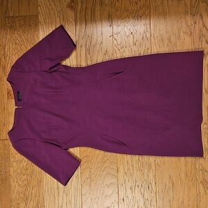 Tahari Cocktail Dress Fuschia Magenta Purple Size 6 Gold Zipper Short Sleeve